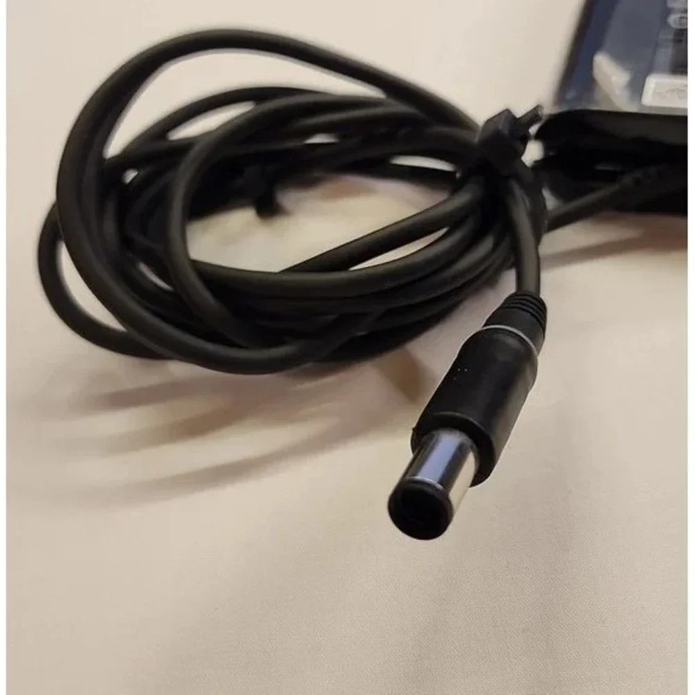 Dell 65 Watt Slim AC Adapter 6TFFF / 06TFFF for Inspiron Laptops